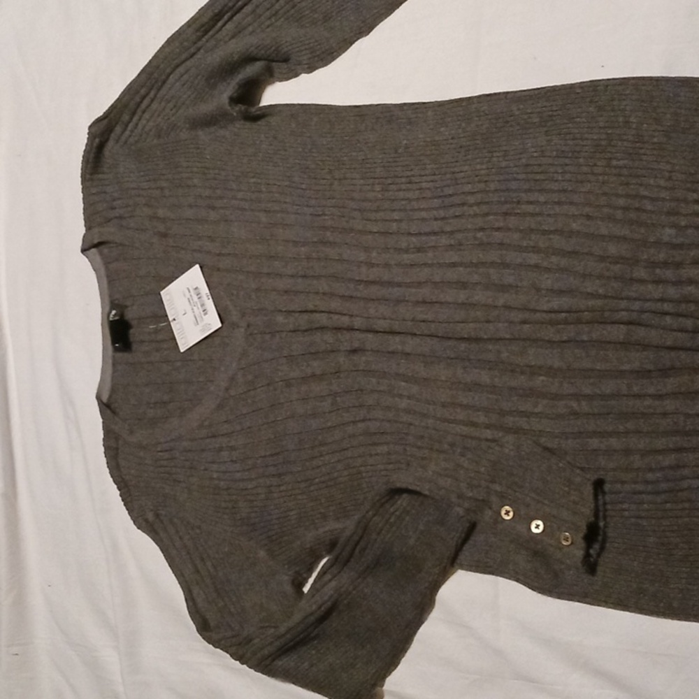 Sweater- pull over charcoal heather
